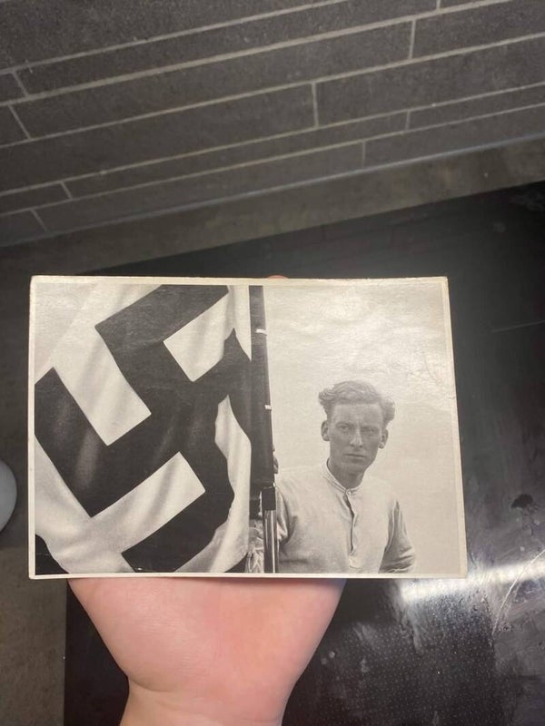 "Cigarett" photo of "Our Flag Flutters Before Us!"