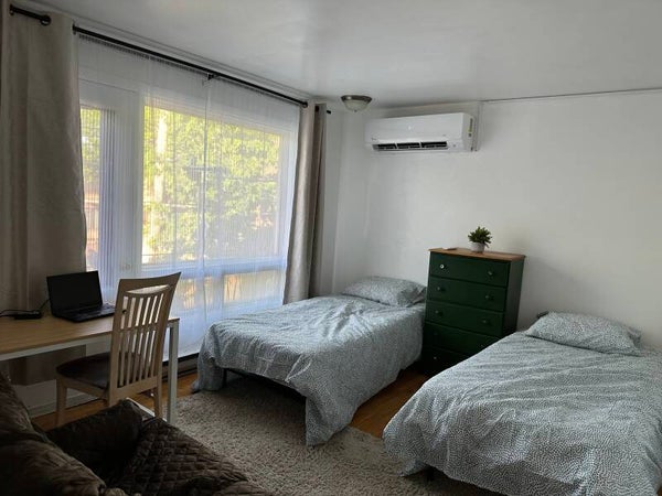 Safe and Secure  Large Room (Women Only) - Montreal