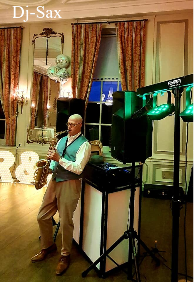 Bruiloft saxofonist djsax Robert  Lamme evenement feest met live nmuziek