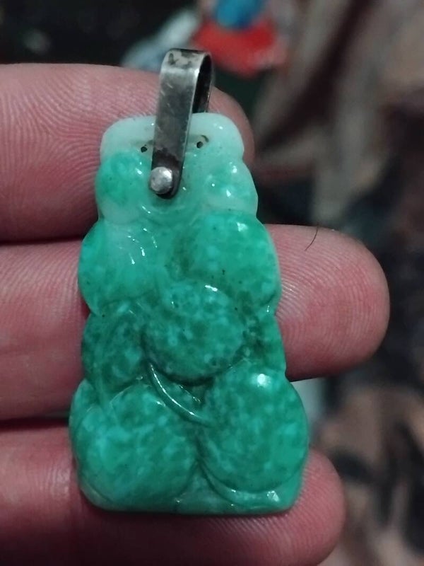 pendentif en jadéite