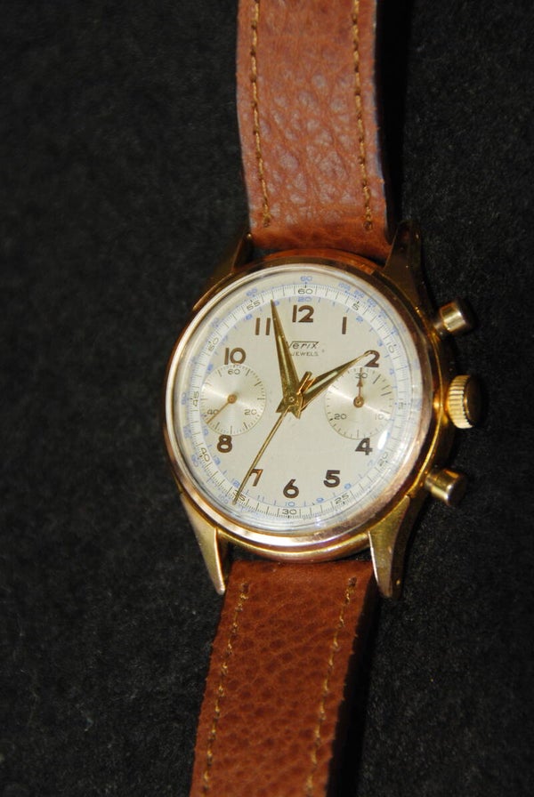 Nelix Chronograph wristwatch