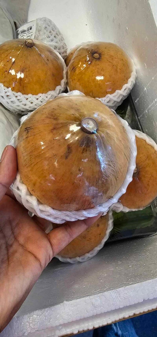 WOOD APPLE (santol)  กระท้อน 680g ประมาณ 1ลูก 24eu/kg