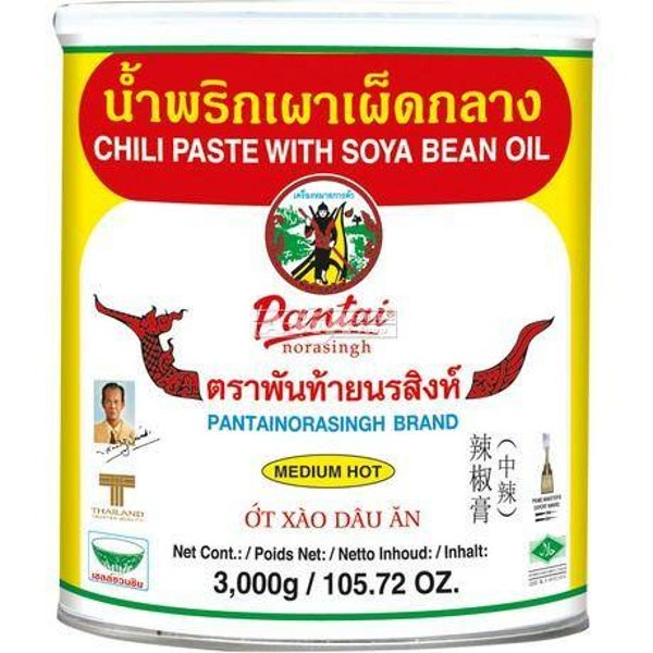 Chili Paste With Soya Bean Oil 3kg น้ำพริกเผาเผ็ดกลาง ตราพันท้าย (Pantai Brand)