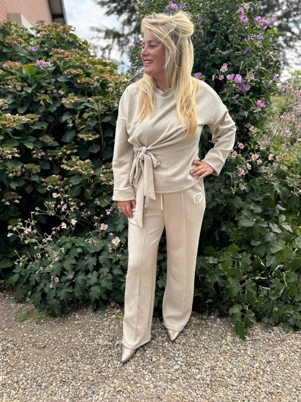 Huispak met strik beige