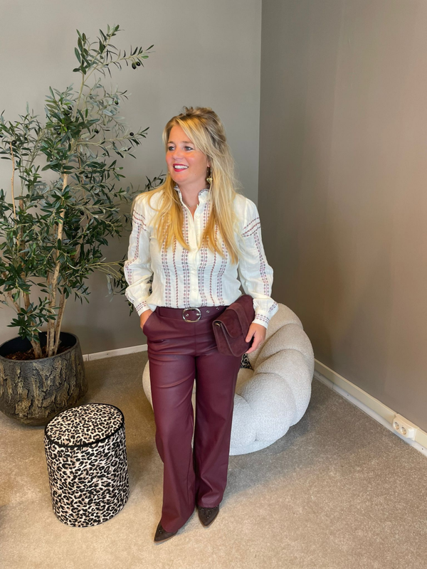 Leatherlook broek bordeaux