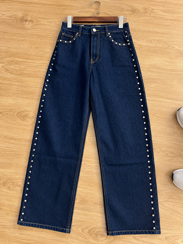 PANTALÓN TACHUELA