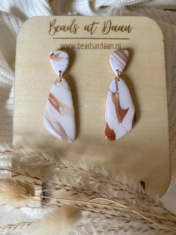 Oorbellen white/brown