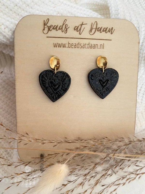 Oorbellen black heart