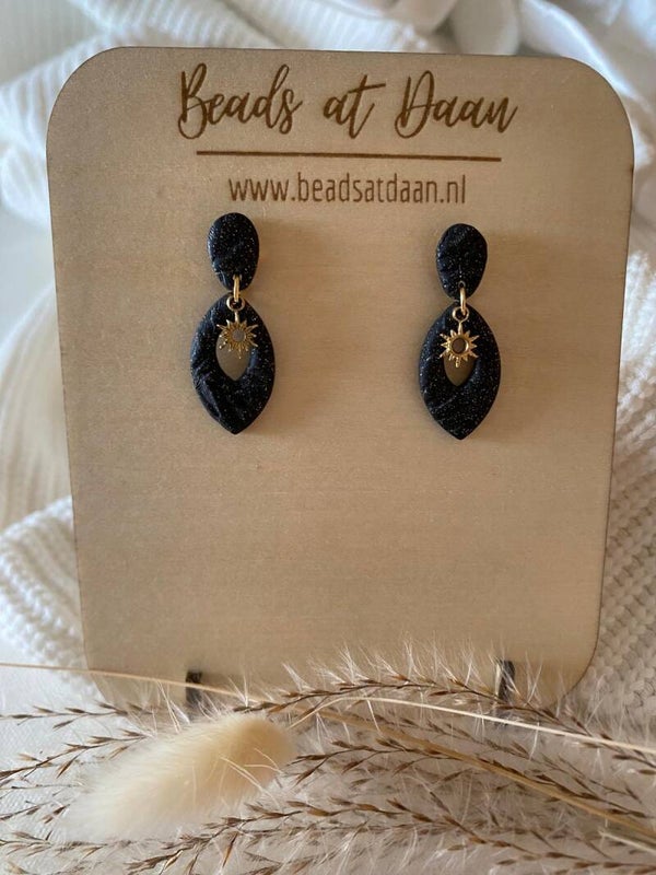 Oorbellen black sunshine