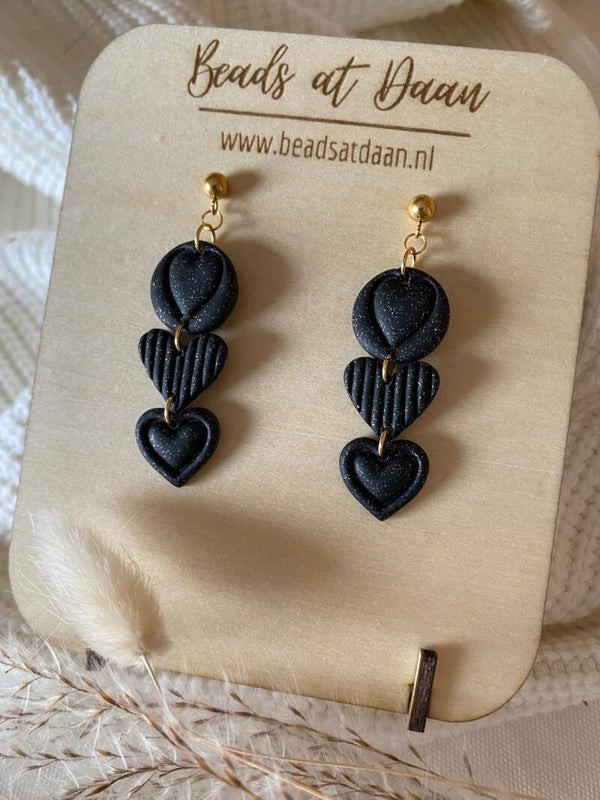 Oorbellen black valentine