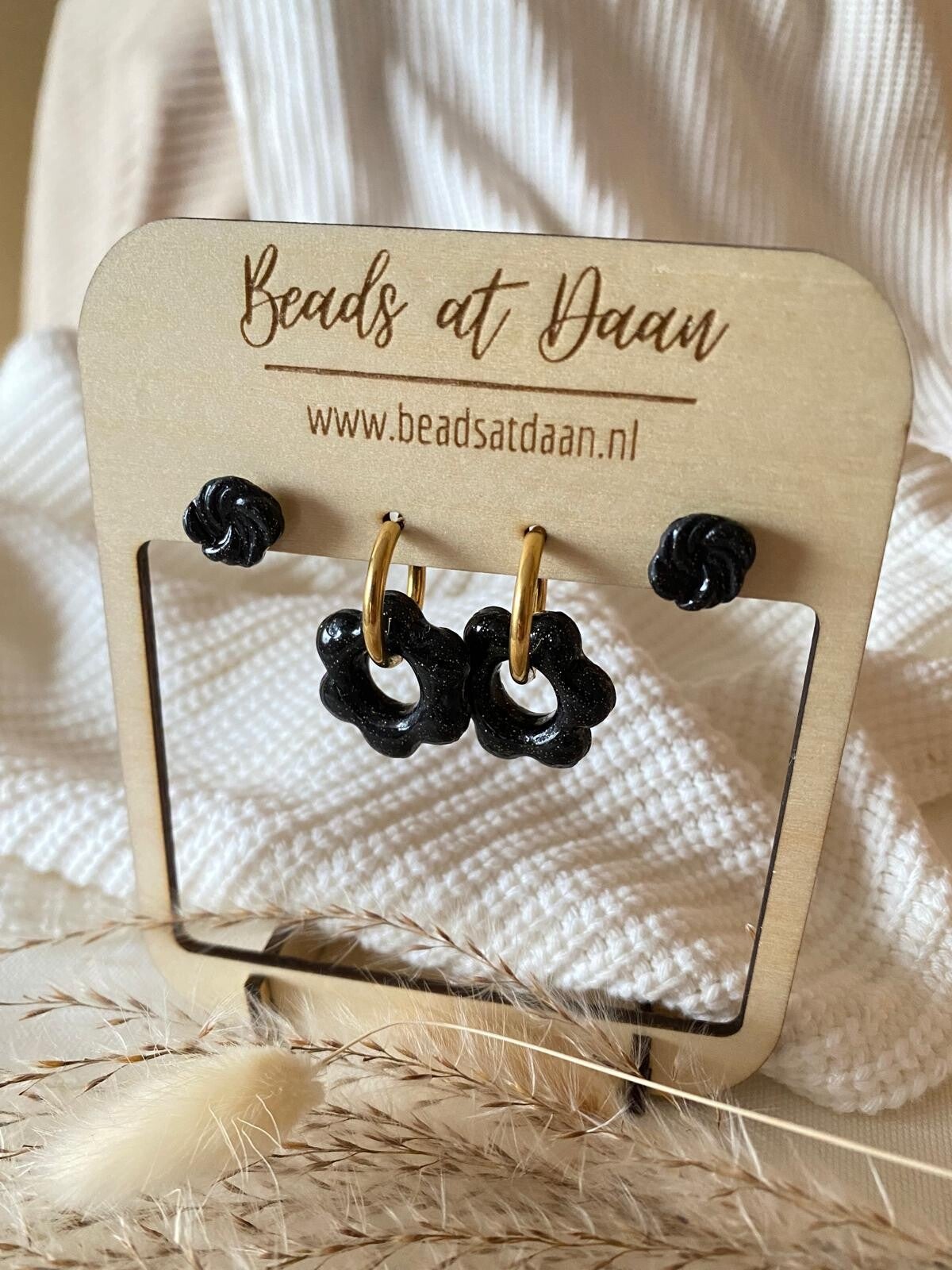 Oorbellen daisy hoop