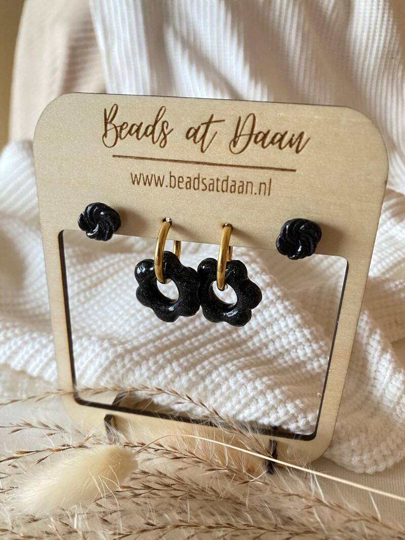 Oorbellen daisy hoop set