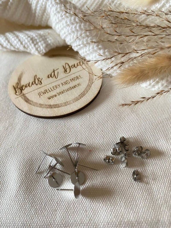 Oorbelstekers 4mm 10 paar zilver