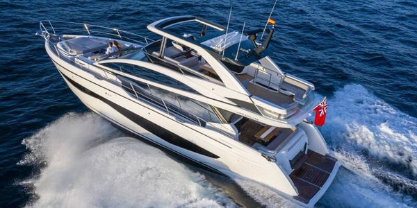 Pearl  62  *  2020  * € 1,9M