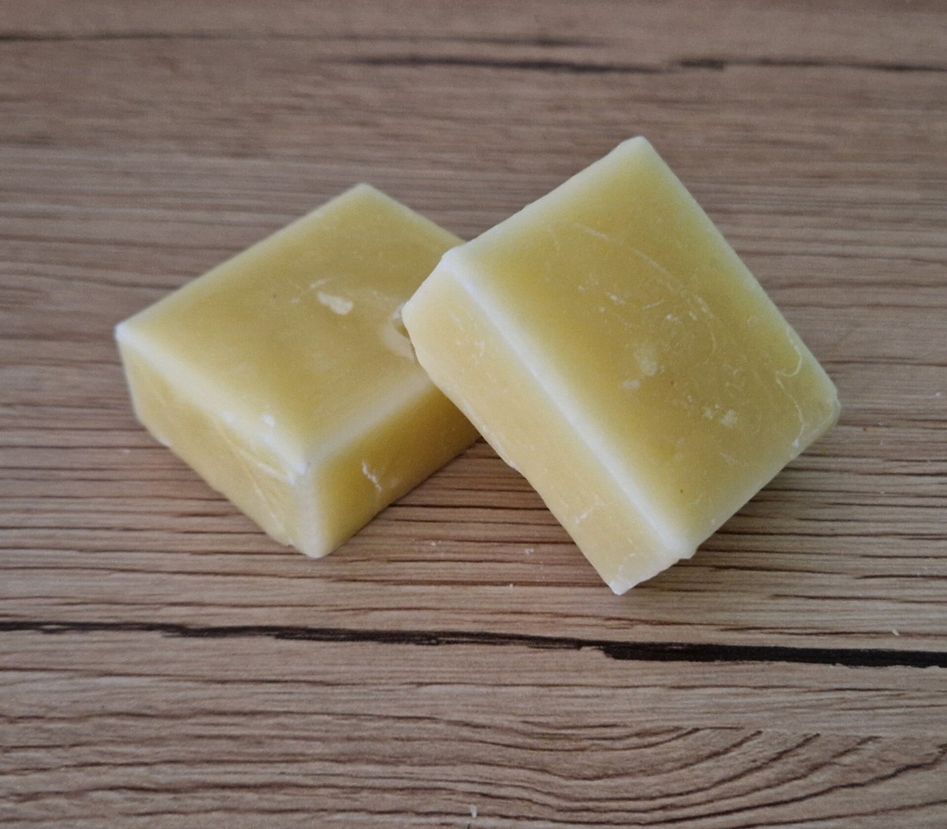 Amberblokje 'Baby Poeder'