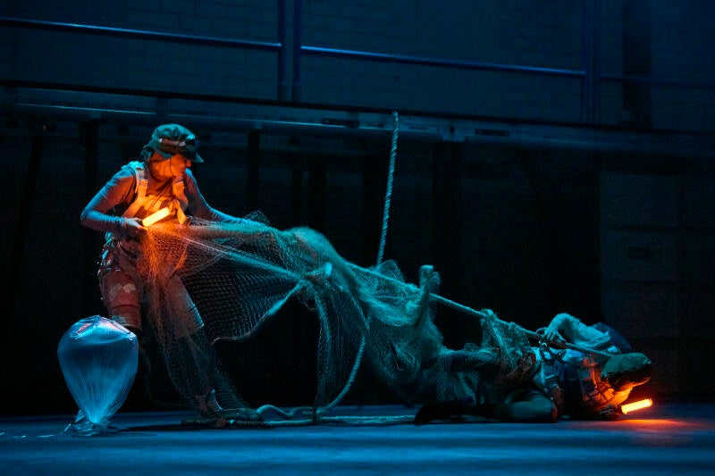 2026-01-19-theater-basel-schauspiel-20000-meilen-hp1-302-copy-standard-zaekkf.jpg