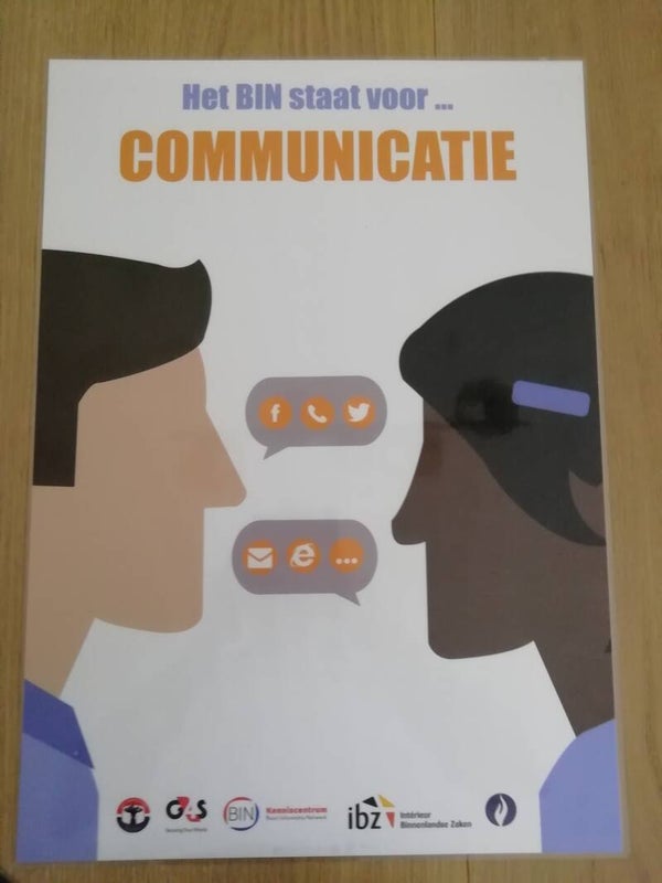 Affiche COMMUNICATIE