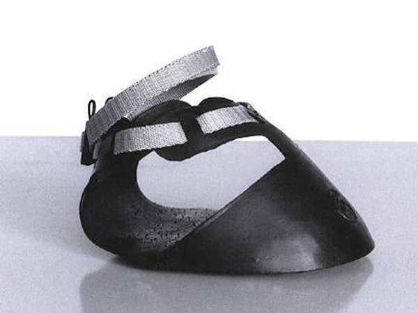 Sandalen voor klompen - Sandales pour sabots - Horse shoe - Pferdeschuh Shoof