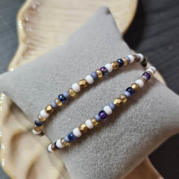 Classy blue armband