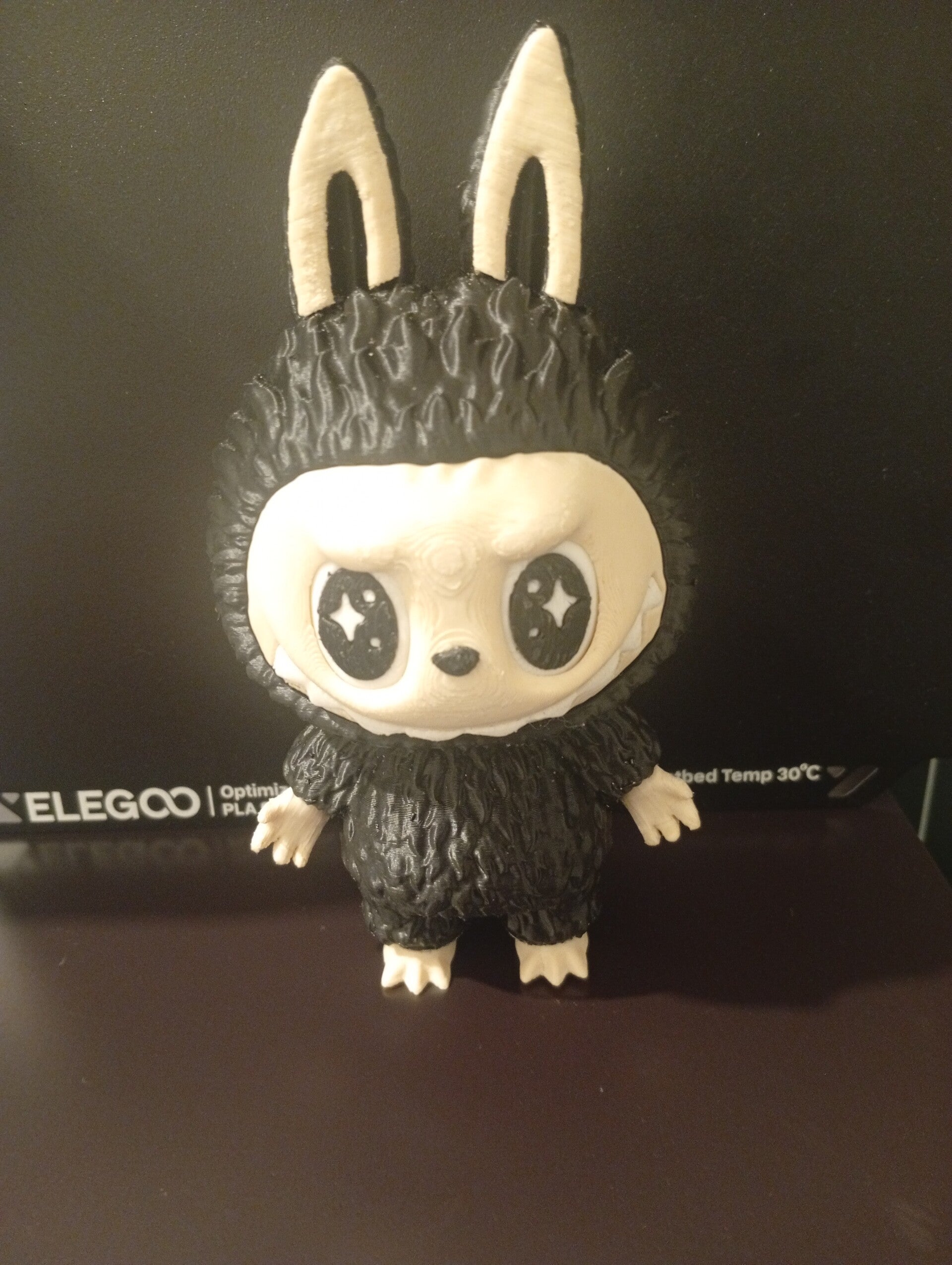 Labubu noir