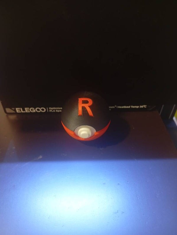 Pokéball de la Team Rocket 5 CM