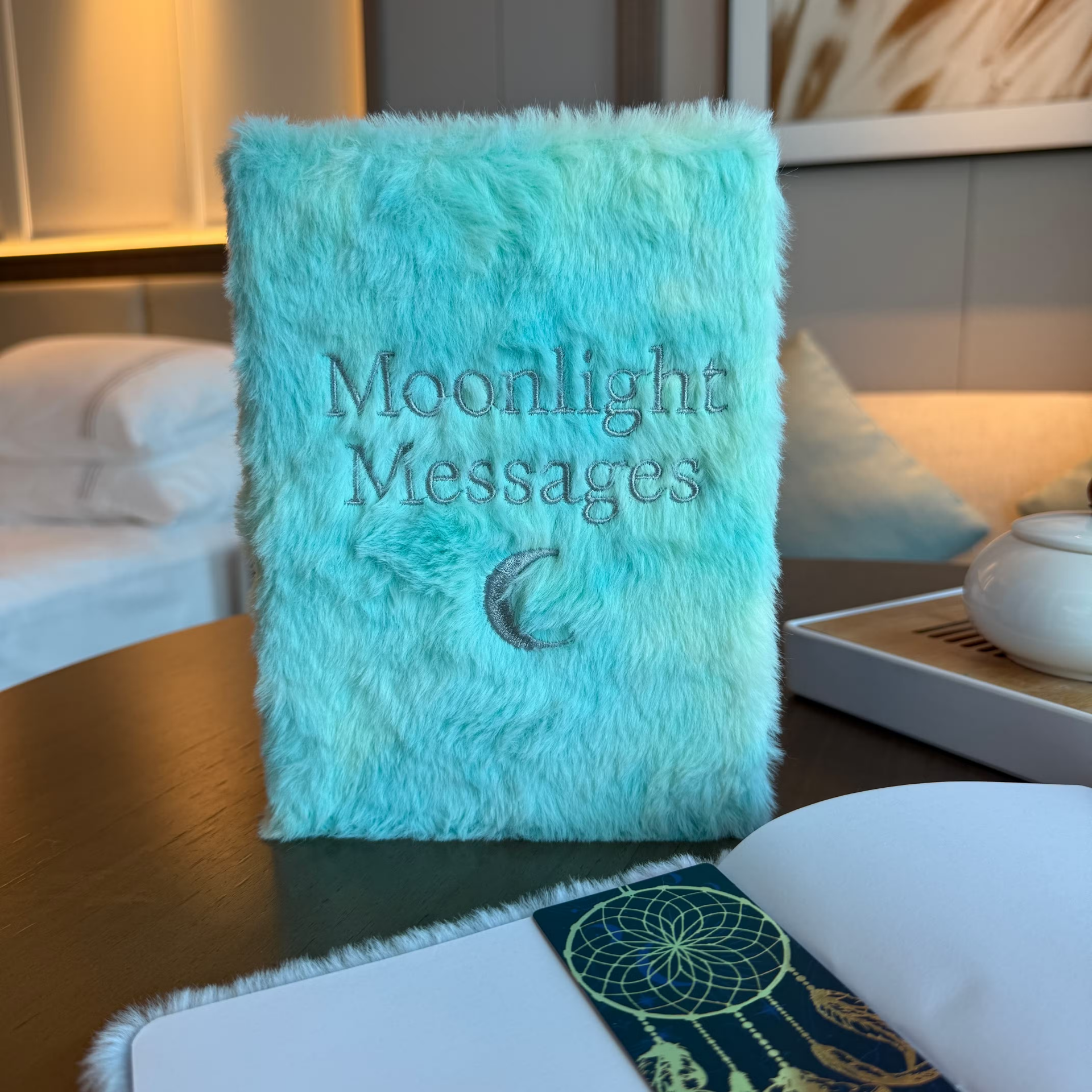 Dream Journal met furry cover – Moonlight Messages (80 pagina’s)