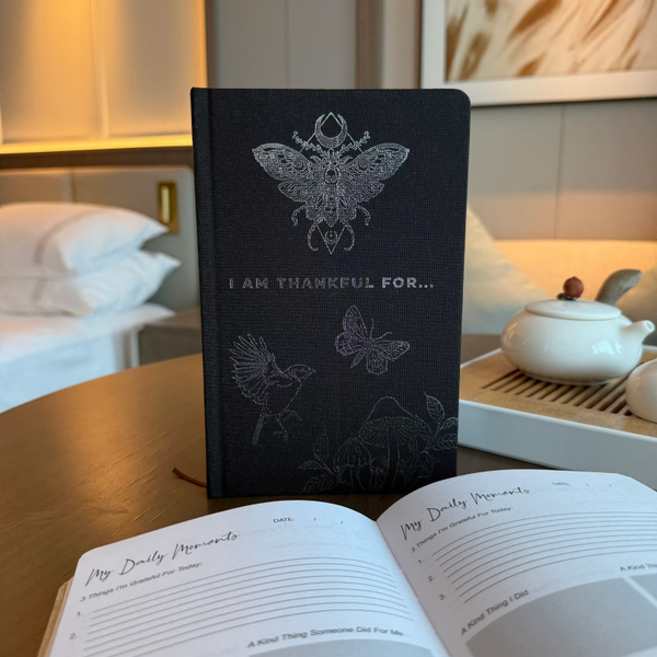 Gratitude Journal: zwarte met zilveren tekening: I am thankful for (120 pagina's)