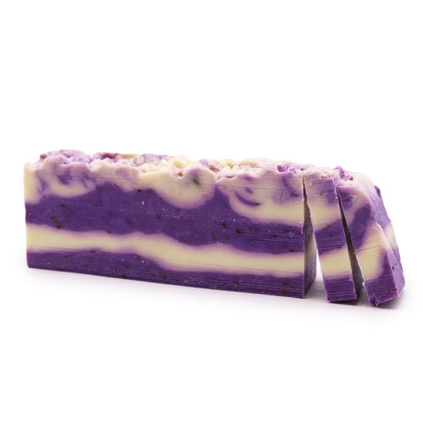 Lavendel Olijfolie Zeep – Handgemaakte Zeep Slice 💜