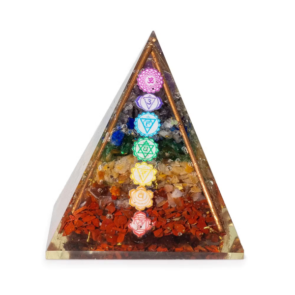 Medium Orgoniet Piramide 7 x 6 cm – Koperstaven & 7 Chakra Steentjes