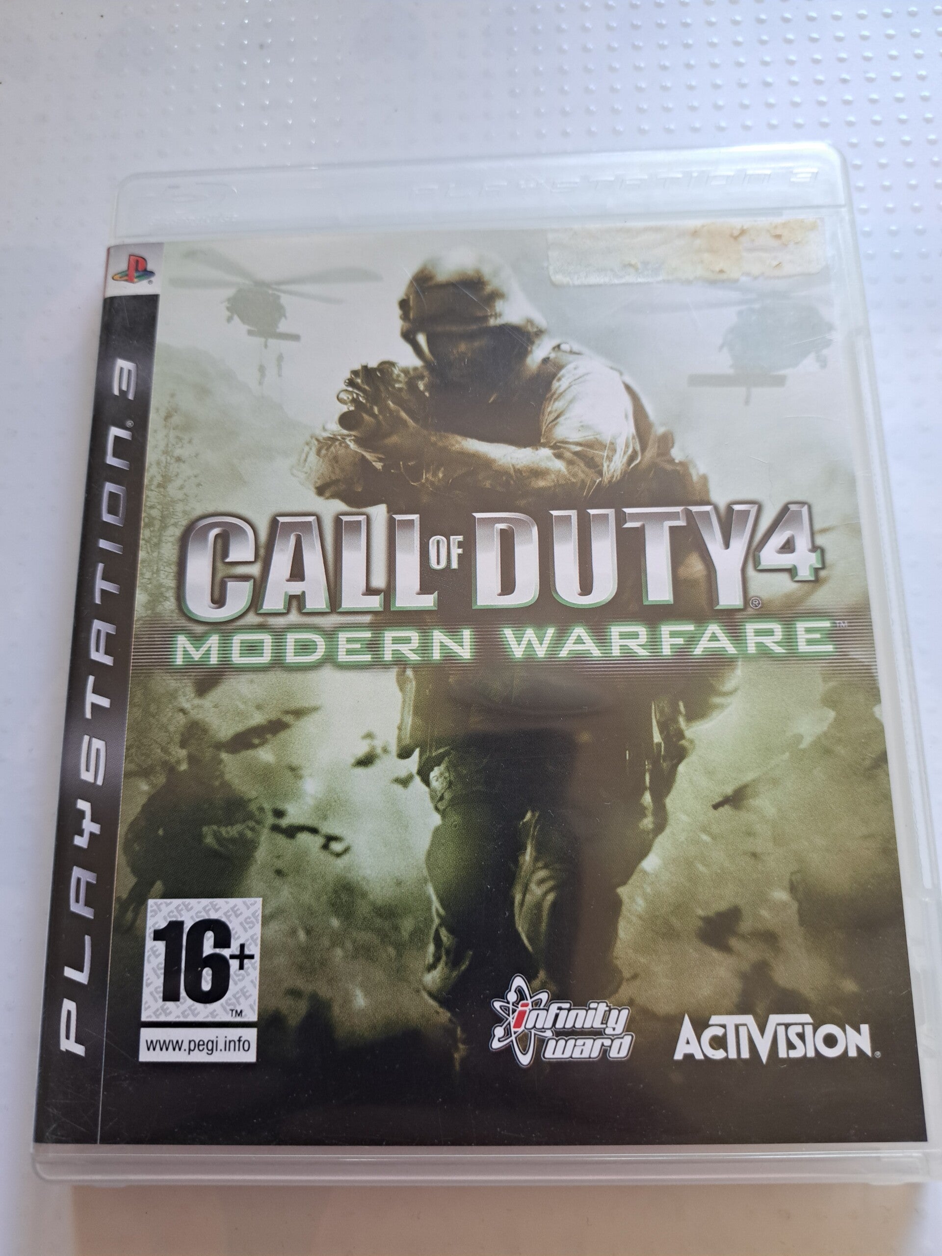 Playstation 3 calloptie of duty 4 modern warfare
