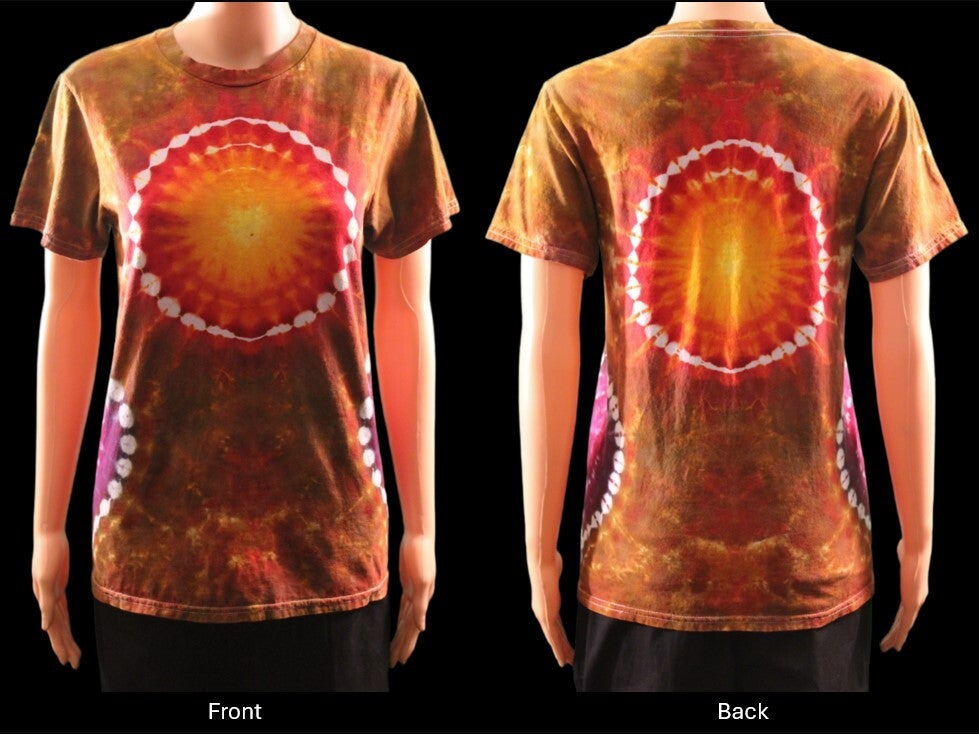 Gildan – Small T-Shirt - Red Giant