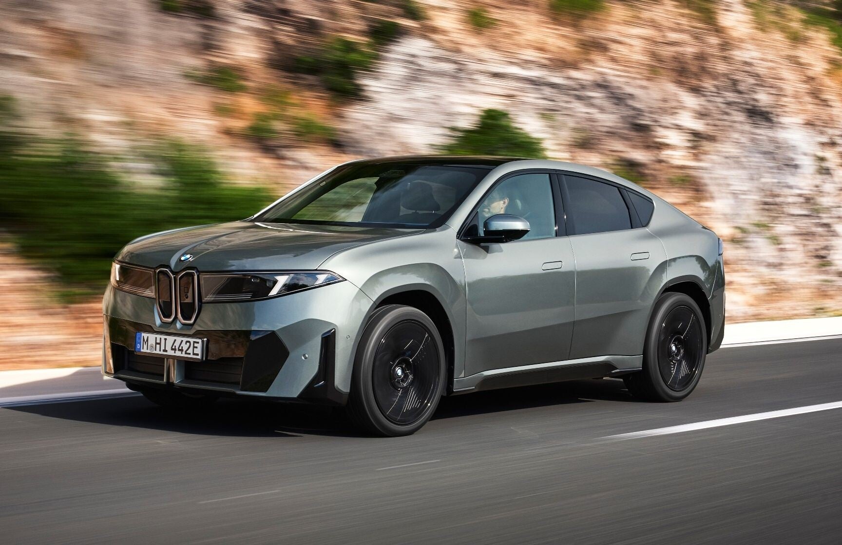 BMW iX4 NA7