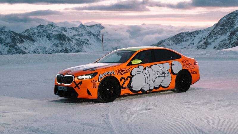 M SNOW25  BMW M5 Sedan by Davide Virdis