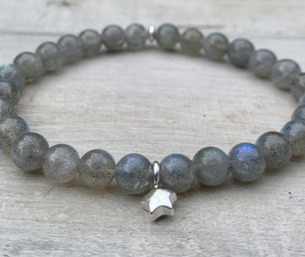 HIMMELSSTÜRMERIN STERN ARMBAND | Labradorit | Karen Hill Tribe Feinsilber