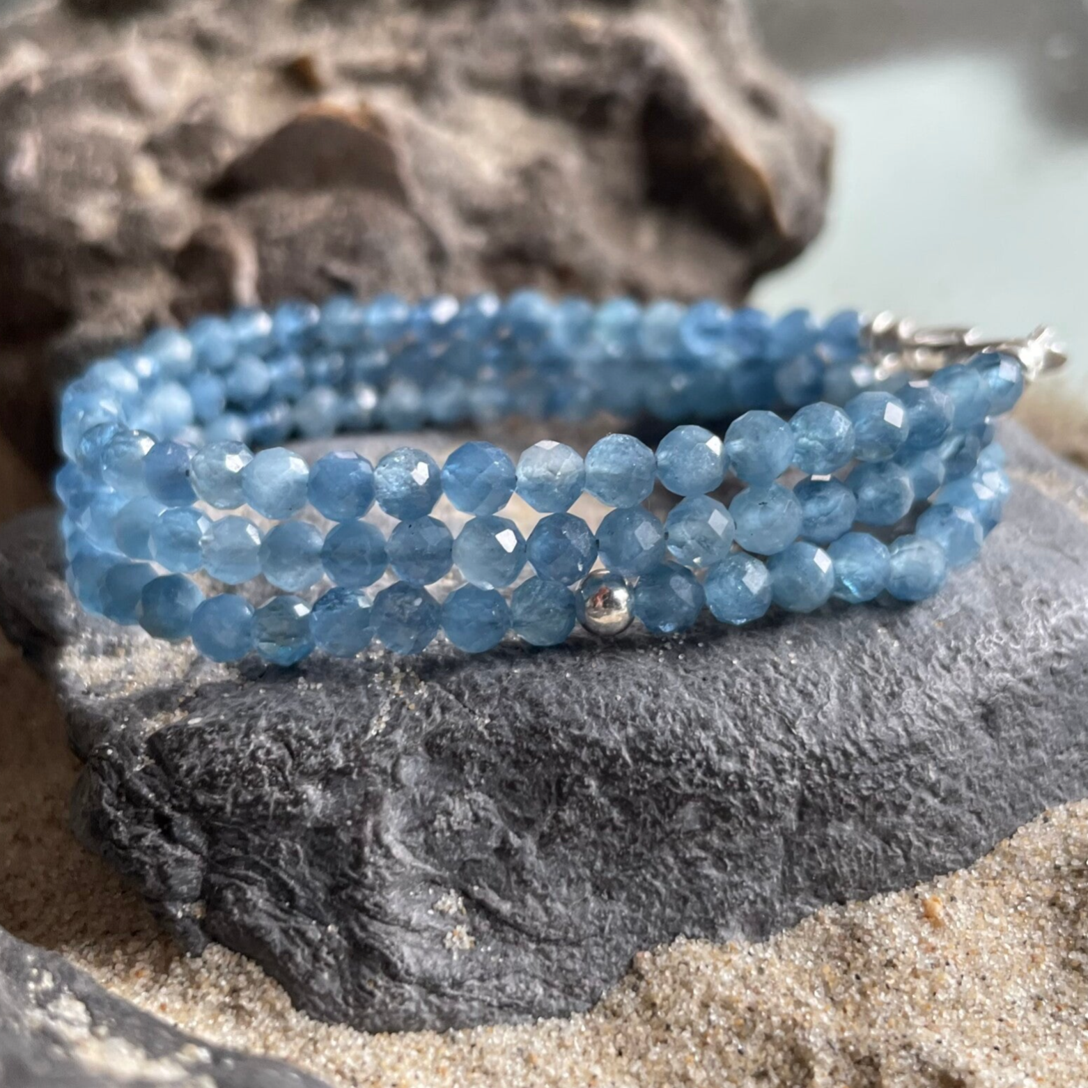 AQUAMARIN Edelstein Armband | handgemachter minimalistischer Schmuck | 925 Sterling Silber | 4 mm | BLAUE STUNDE