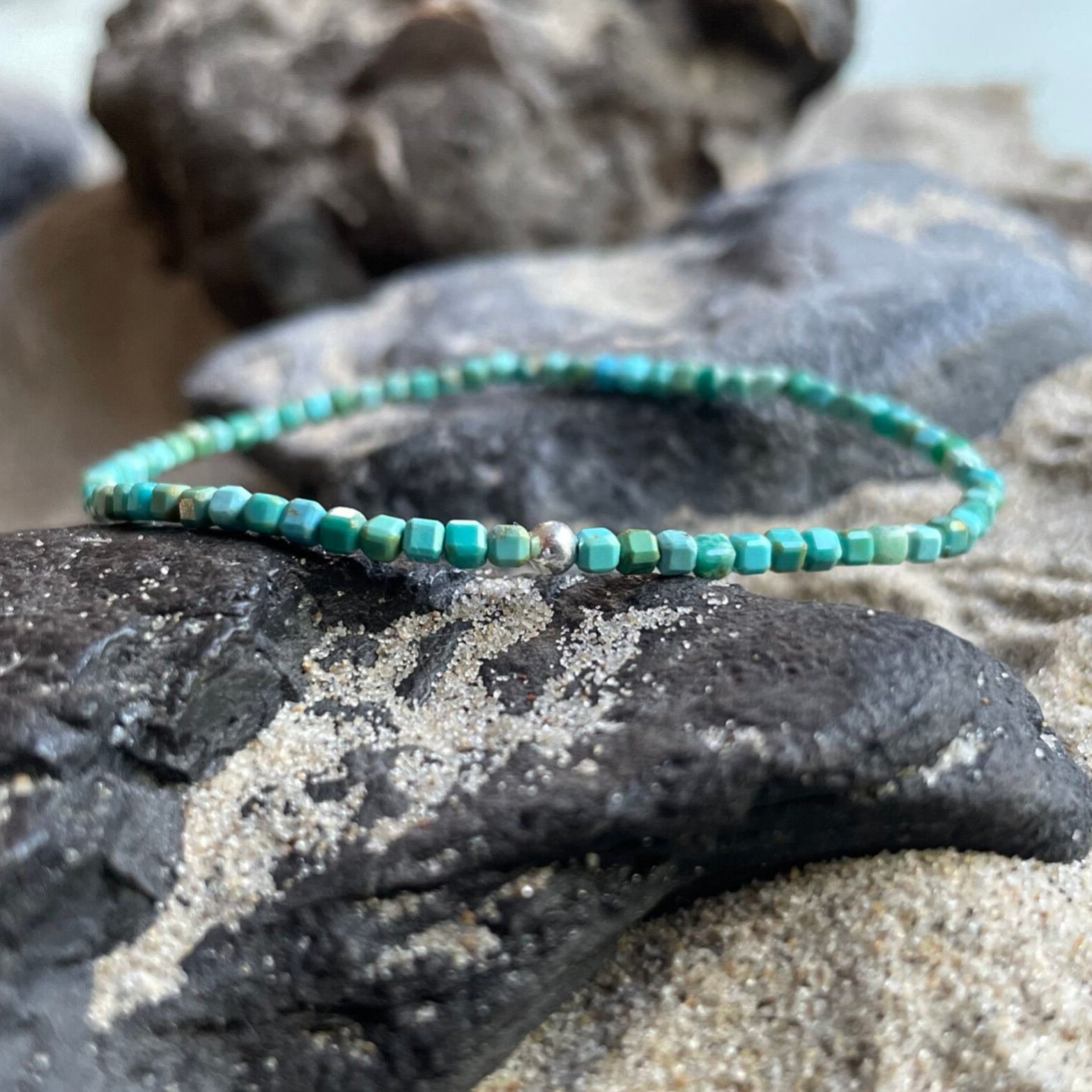 TÜRKIS Edelstein Armband | handgefertigter echter Schmuck | 925 Sterling Silber Perle | 2 mm quadratisch | HIMMELSELIG