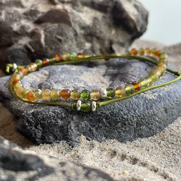 TURMALIN Edelstein Armband & Seidenbändchen | 2-tlg. Schmuck-Set | handgefertigter Edelsteinschmuck | 925 Sterling Silber | 4 mm | WIESENPFAD