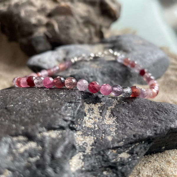 SPINELL Edelstein Armband mit 925 Sterling Silber Verschluss | minimalistischer Schmuck | 4 mm | PRACHTSTÜCK