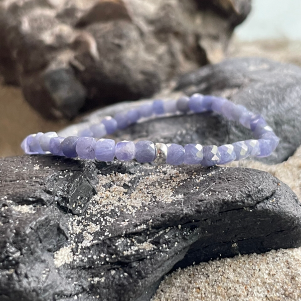 TANSANIT Edelstein Armband | minimalistischer Schmuck | 925 Sterling Silber | ca. 3,5 mm quadratisch | MORGENGEWAND