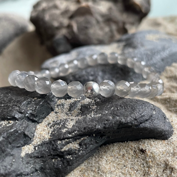 MONDSTEIN Edelstein Armband | handgefertiger Schmuck | 925 Sterling Silber Perle | 6 mm | MONDSCHIMMER