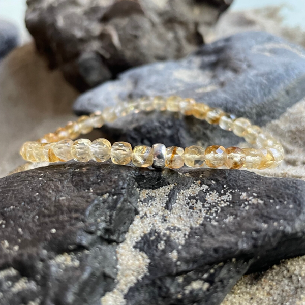 CITRIN Edelstein Armband | handgefertigter Schmuck aus natürlichen Edelsteinen | 925 Sterling Silber | 4 mm quadratisch | LICHTFENSTER