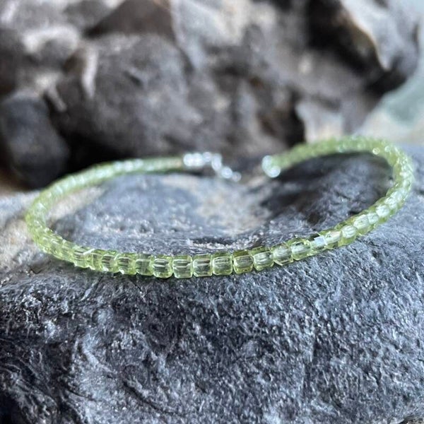 PERIDOT Edelstein Armband | 925 Sterling Silber | 2 mm | WACHSTUMSWUNDER