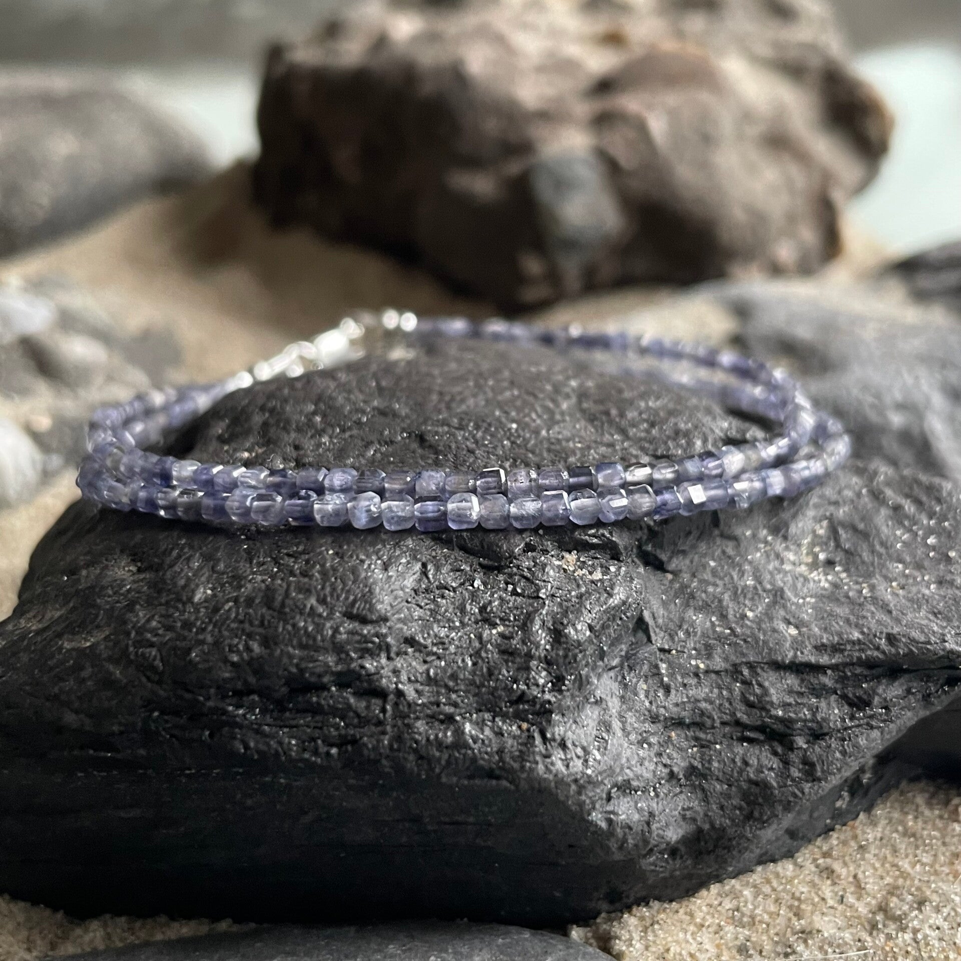 IOLITH Edelstein Halskette | kurzer Choker | 925 Sterling Silber | 2 mm (!) | WALDZAUBERVIOLETT