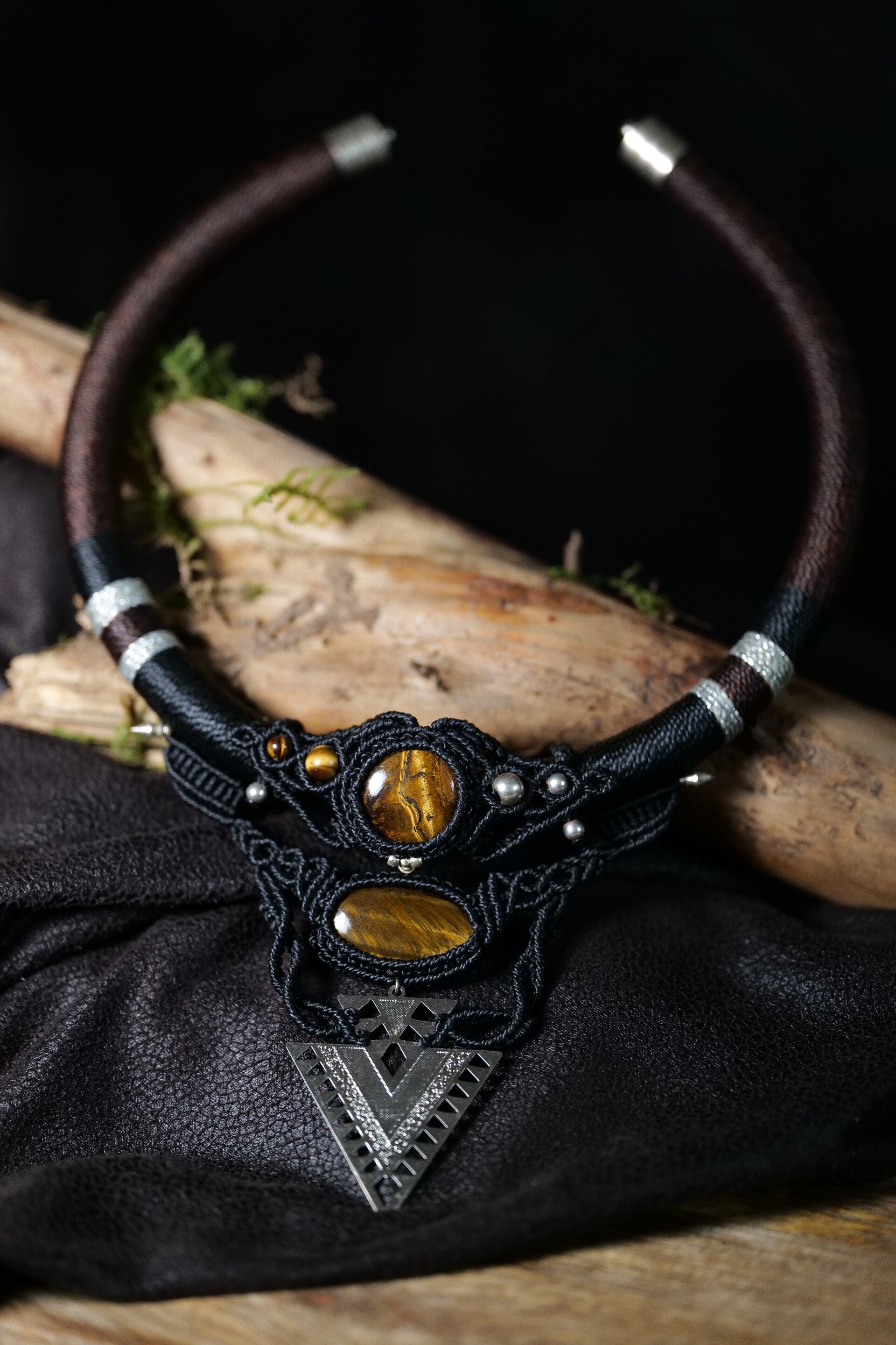 Collier torque "Pacte sauvage"