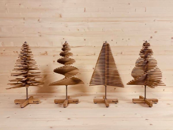 Eiken kerstboom 50cm hoog dunne tak!