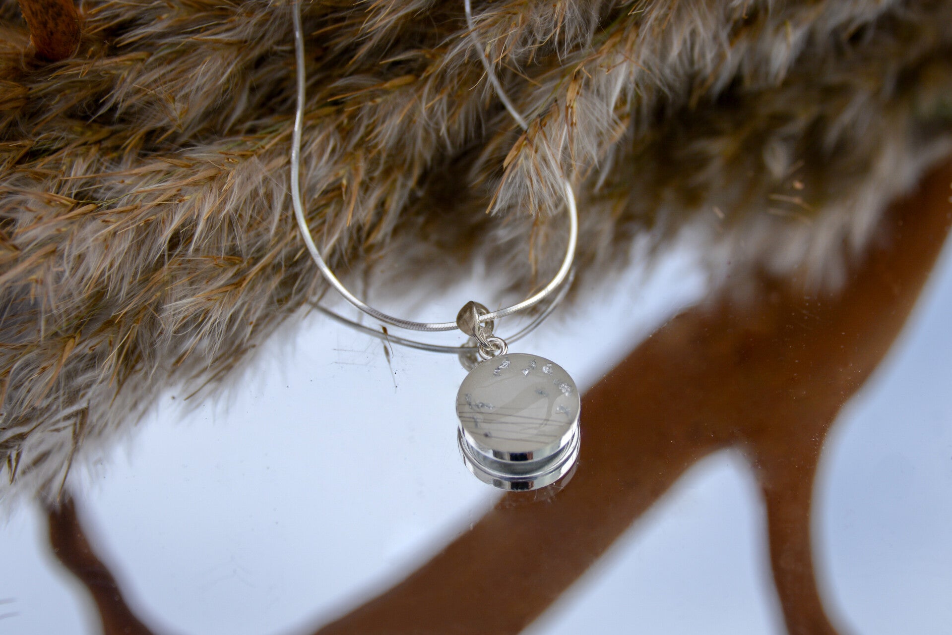 Runder Anhänger Silber mit Halskette