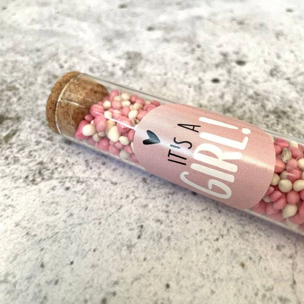 Reageerbuis | It's a girl!