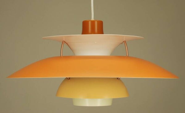 Louis Poulsen PH5 in shades of orange
