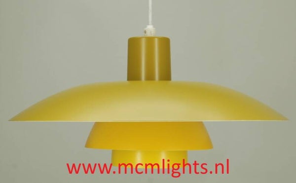 Louis Poulsen PH4 in mustard to yellow.