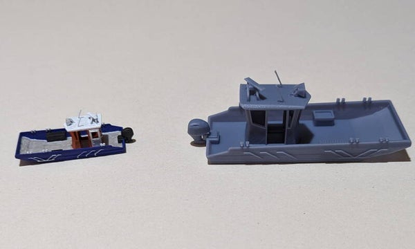 Universal Arbeitsboot mit Außenborder Spur H0